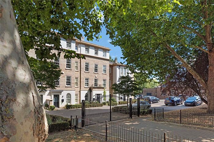 4 Bedroom Town House For Sale In Shirehall Way, Suffolk, IP33