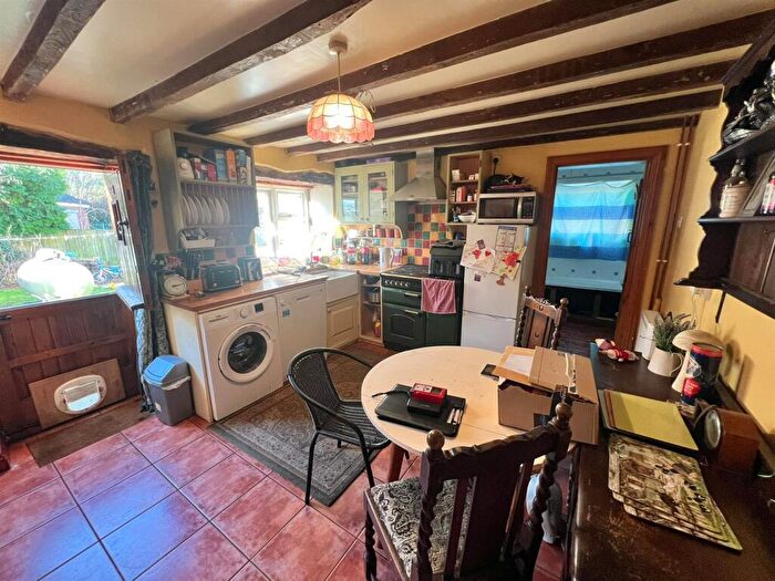 3 Bedroom End Of Terrace House For Sale In Forge Row, Lydbrook, GL17