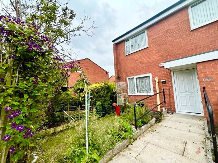 1 Bedroom Flat For Sale In Gaskell Street, Swinton, M27