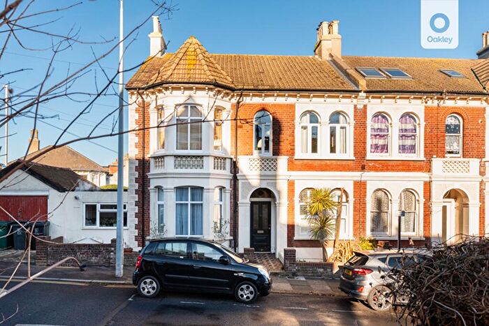 1 Bedroom Apartment For Sale In Highcroft Villas, Brighton, BN1