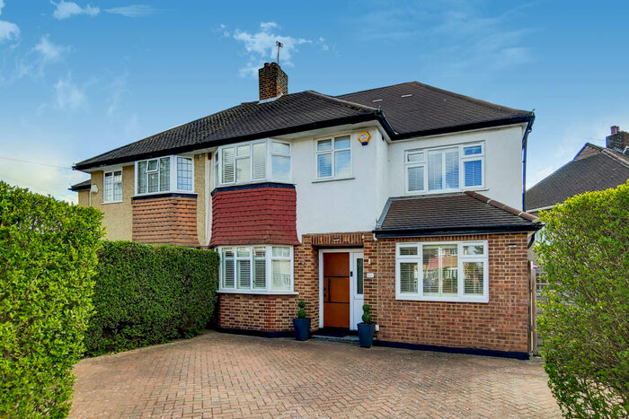 5 Bedroom Semi-Detached House To Rent In Barrington Road, Sutton, Surrey, SM3