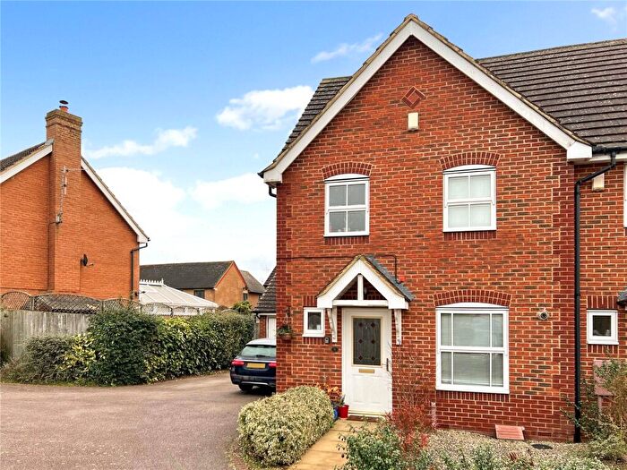 3 Bedroom Terraced House To Rent In Wren Close, Brackley, NN13