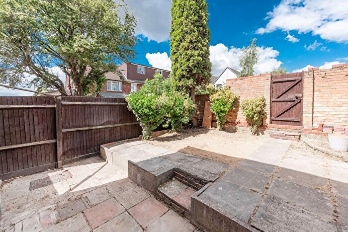 2 Bedroom End Terrace House To Rent In Hornbeam Close, Northolt, UB5
