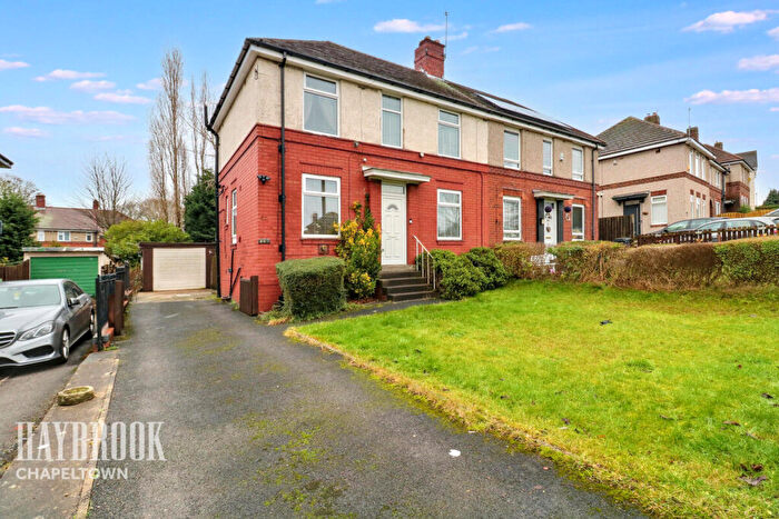 3 Bedroom Semi-Detached House For Sale In Barnsley Road, Sheffield Lane Top, S5