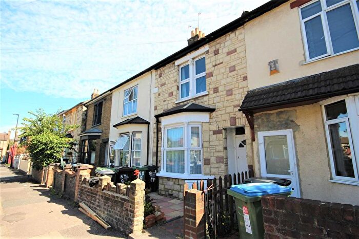 2 Bedroom Flat To Rent In Clarendon Road, Walthamstow, E17