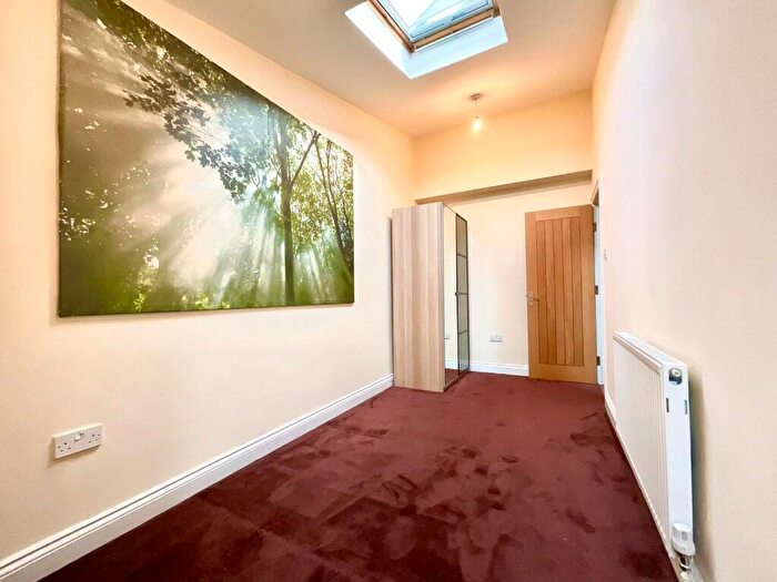 2 Bedroom Apartment To Rent In Tudor Street, Cardiff(City), CF11