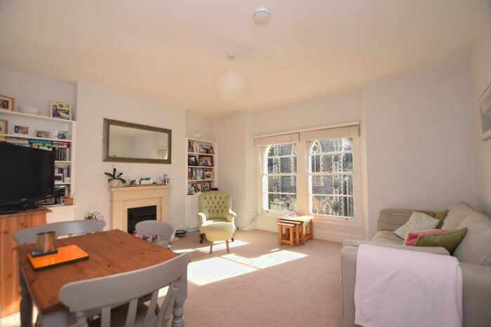 2 Bedroom Flat To Rent In Redland Road, Redland, Bristol, BS6