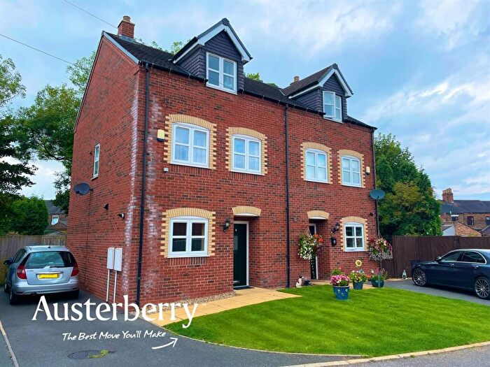 3 Bedroom Semi-Detached House To Rent In Silk Court, Kinsey Street, Newcastle, ST5