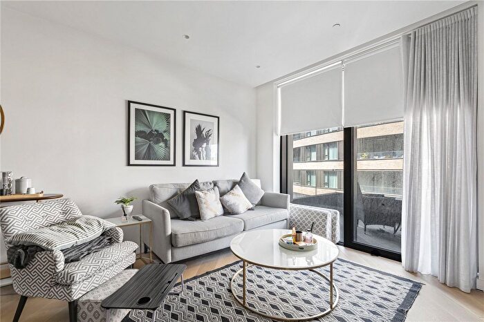 1 Bedroom Flat To Rent In Wood Crescent, Television Centre, White City, London, W12