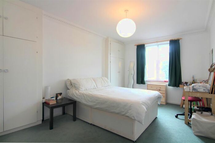 1 Bedroom Flat To Rent In Keswick Road, London, SW15