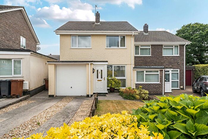 3 Bedroom Semi-Detached House For Sale In Torre Close, Ivybridge, PL21