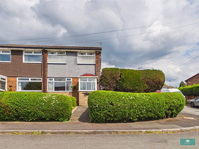 3 Bedroom Semi Detached House For Sale In Crossbank Avenue, Lees, Oldham, Greater Manchester, OL4