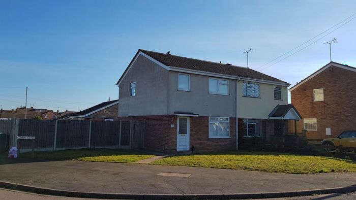 3 Bedroom Semi-Detached House To Rent In Ashby Drive, Rushden, NN10