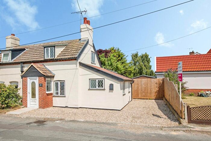 2 Bedroom Cottage For Sale In Mill Lane, Trimley St. Martin, Felixstowe, IP11