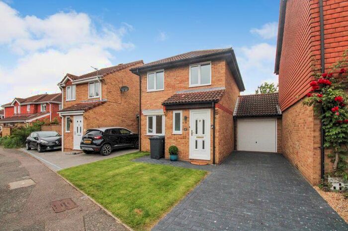 3 Bedroom Detached House To Rent In Caernarvon Road, St. Neots, PE19