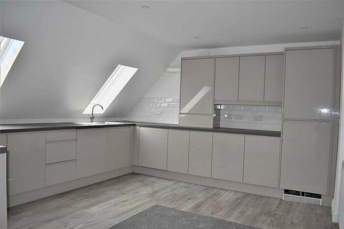 1 Bedroom Flat To Rent In High Street, Broadstairs, CT10