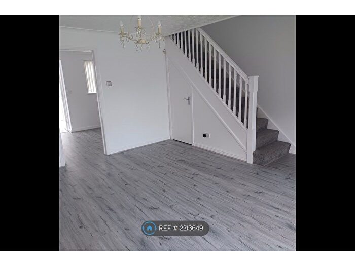 4 Bedroom Semi-Detached House To Rent In Harvard Grove, Prescot, L34