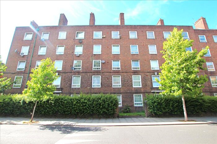 1 Bedroom Flat To Rent In Headbourne House, Law Street, London, SE1