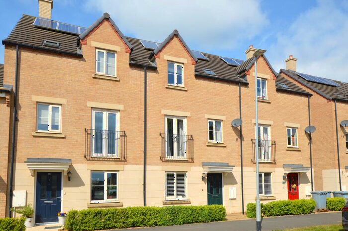 4 Bedroom Town House To Rent In Stud Road, Oakham, LE15