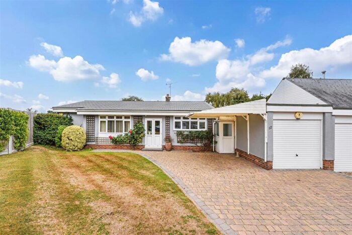 3 Bedroom Detached Bungalow For Sale In Longmead, Walberton, BN18