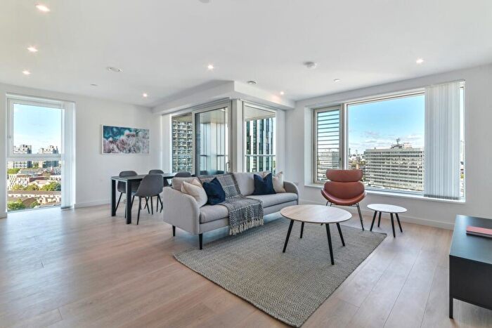 2 Bedroom Flat To Rent In Hurlock Heights, Deacon Street, Elephant Park, Elephant & Castle, SE17