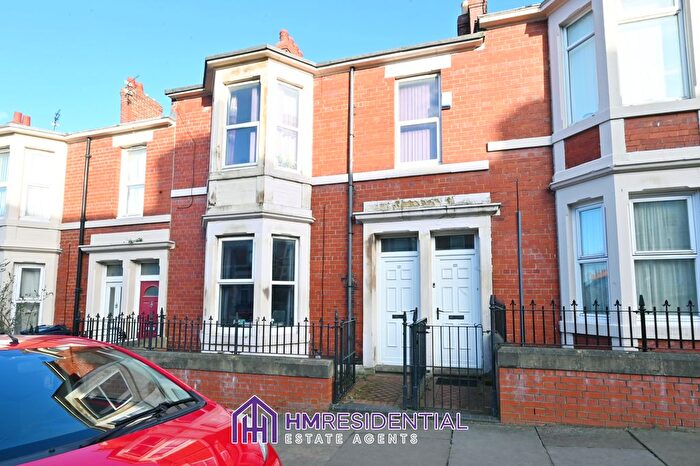 2 Bedroom Flat To Rent In Wingrove Avenue, Fenham, Newcastle Upon Tyne, NE4