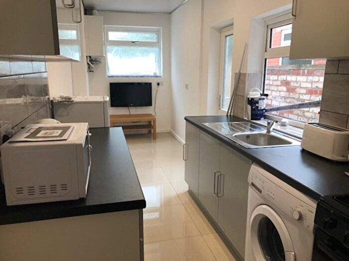 4 Bedroom Terraced House To Rent In Bedroom Family Home City Centre, CV1