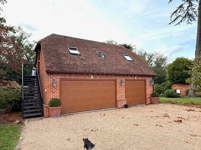 1 Bedroom Apartment To Rent In Dukesmead Binfield Lodge, Twyford Road, Binfield, RG42