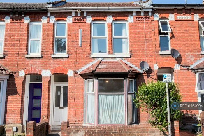 5 Bedroom Terraced House To Rent In Milton Road, Southampton, SO15
