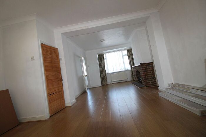 2 Bedroom Terraced House To Rent In Stanhope Road, Burnham, Slough, SL1