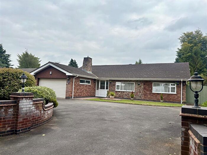 4 Bedroom Detached Bungalow For Sale In Rectory Road, Wanlip, Leicester, LE7