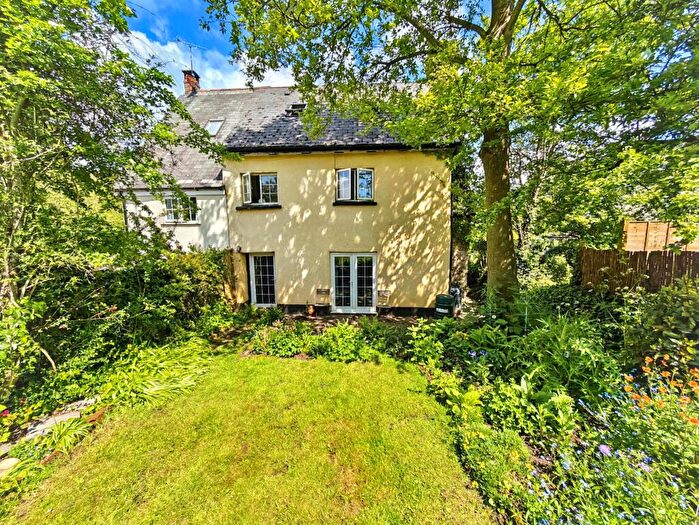 3 Bedroom Semi-Detached House For Sale In Plymtree, Cullompton, EX15