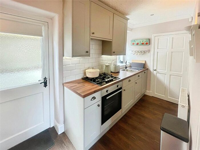 1 Bedroom Terraced House To Rent In High Street, Dysart, Kirkcaldy, KY1