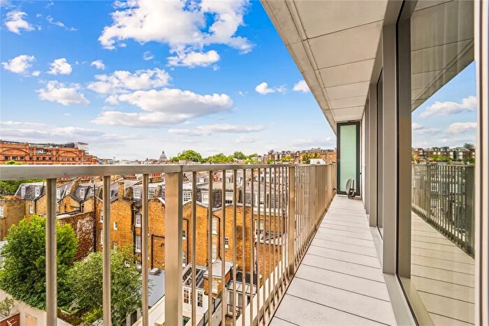 4 Bedroom Flat For Sale In The Knightsbridge Apartments, Knightsbridge London, SW7