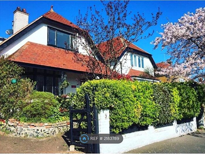 3 Bedroom Semi-Detached House To Rent In Castle Avenue, Broadstairs, CT10