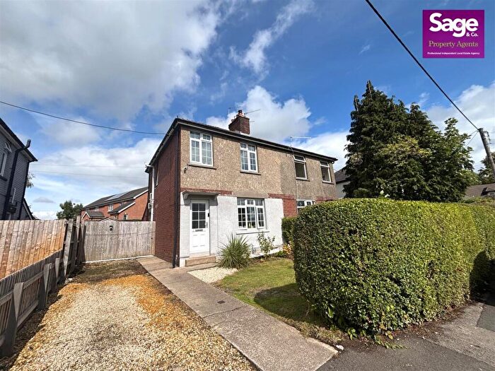 3 Bedroom Semi-Detached House For Sale In The Walk, New Inn, Pontypool, NP4