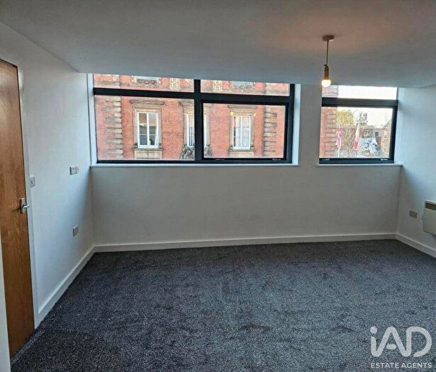 1 Bedroom Flat For Sale In Parade, Worksop, S80