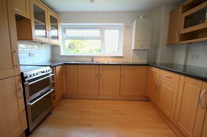 2 Bedroom Flat To Rent In Augustus Road, Edgbaston, Birmingham, B15