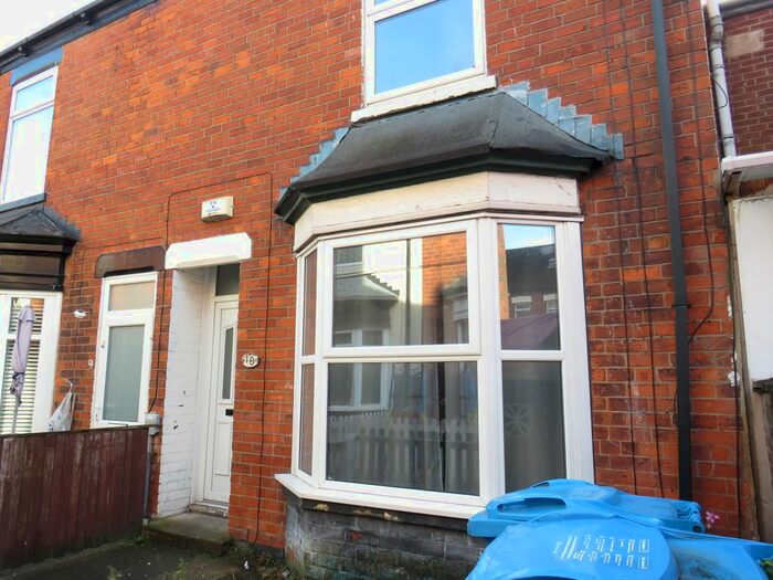 2 Bedroom Property To Rent In Henley Avenue, Brazil Street, Hull, HU9