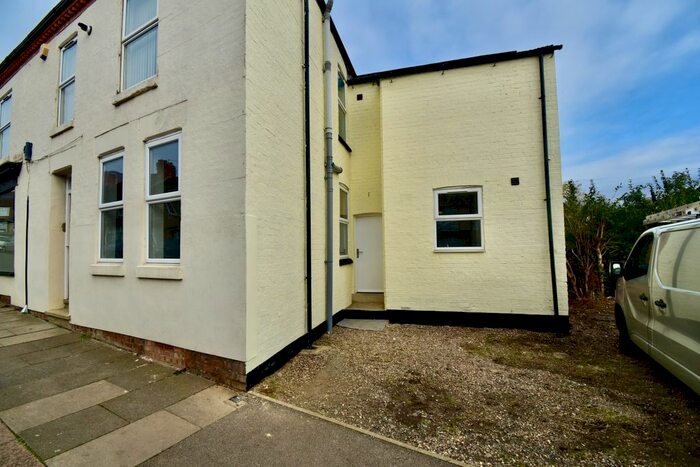 1 Bedroom Flat To Rent In Cranbrook Road, Northampton, NN2