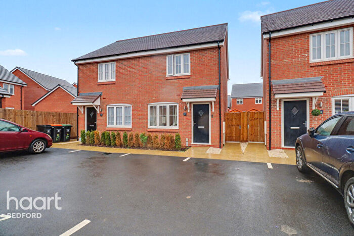 2 Bedroom Semi-Detached House To Rent In Wallis Avenue, Bedford, MK42