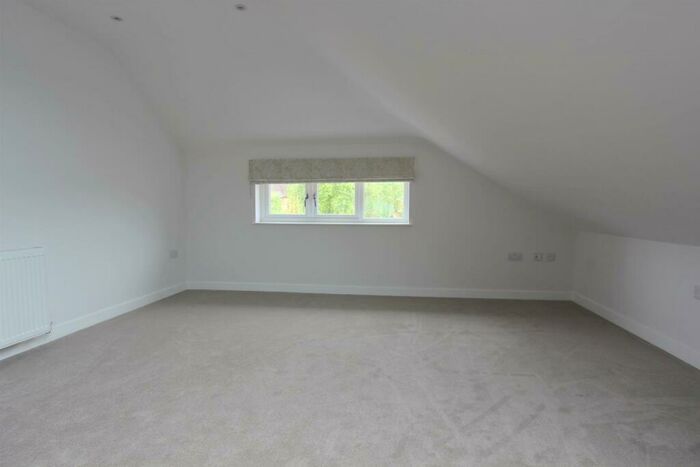 2 Bedroom Apartment To Rent In Church Lane, Downend, Bristol, BS16