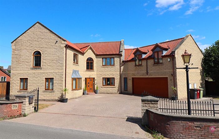 5 Bedroom Detached House For Sale In Westthorpe Road, Killamarsh, Sheffield, S21