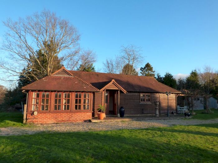 1 Bedroom Lodge To Rent In Sandy Lane, Romsey SO51