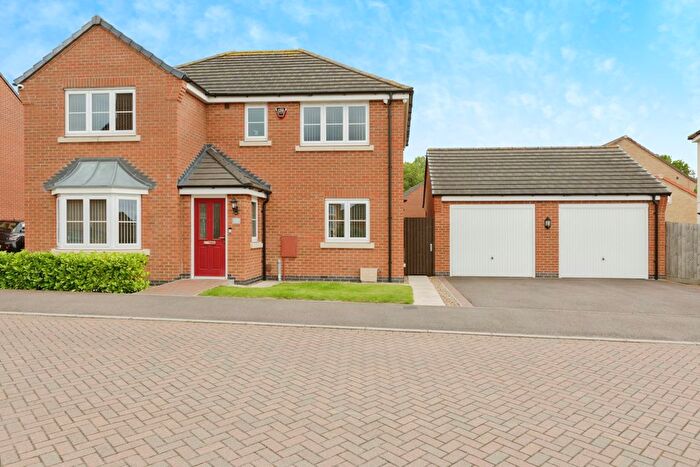 4 Bedroom Detached House For Sale In Foxglove Avenue, Leicester, LE7