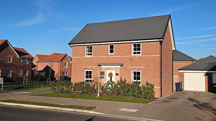 4 Bedroom Detached House For Sale In Dunsmore Avenue, Bingham, NG13