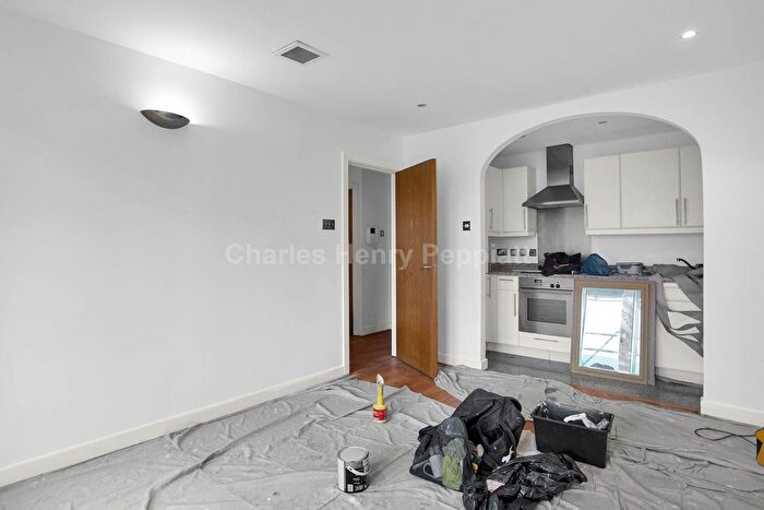 2 Bedroom Flat To Rent In Platinum House, Harrow On The Hill, HA1