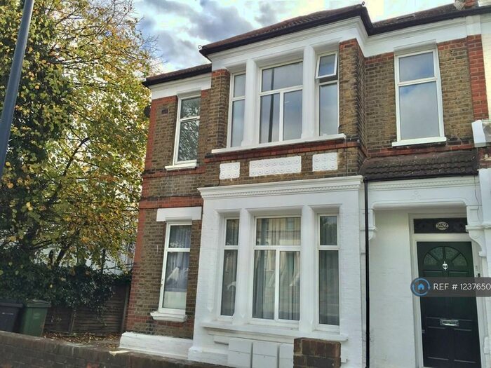 2 Bedroom Flat To Rent In Stanstead Road, London, SE23