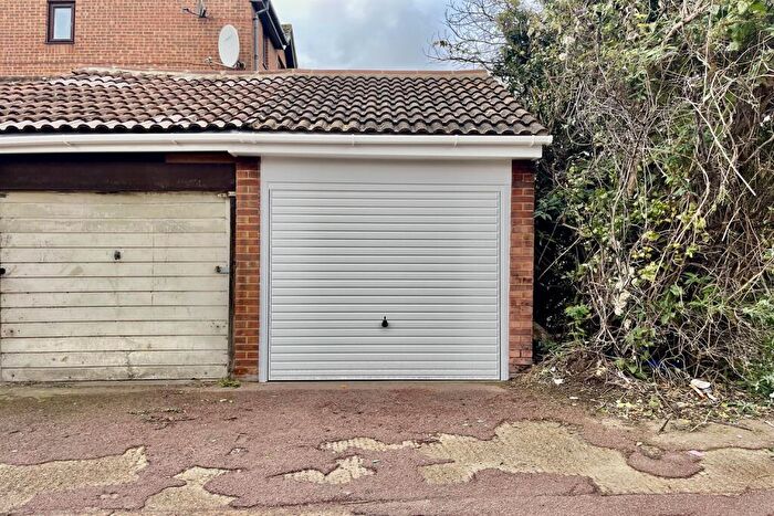 House To Rent In Parsonage Road, RM20