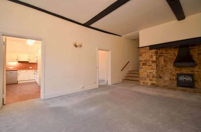 2 Bedroom Flat To Rent In High Street, Hastings, TN34
